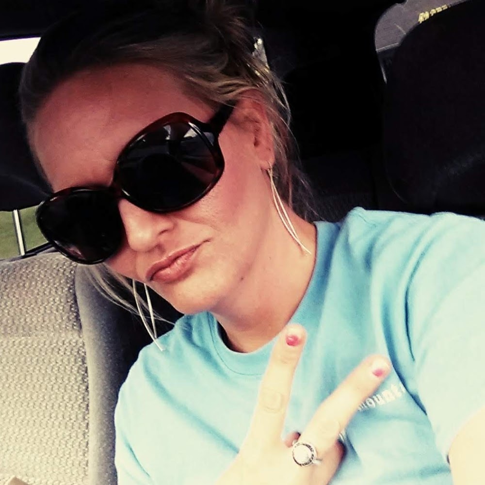 Meet your Posher, Tiffany